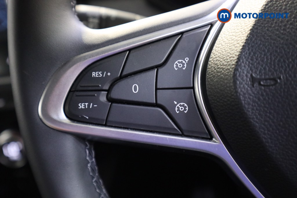 Renault Clio Evolution Manual Petrol Hatchback - Stock Number (1564992) - 4th supplementary image