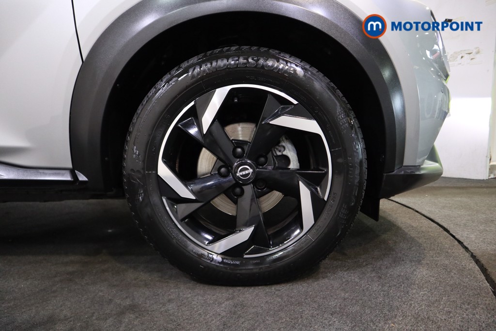 Nissan Juke N-Connecta Automatic Petrol SUV - Stock Number (1564998) - 15th supplementary image