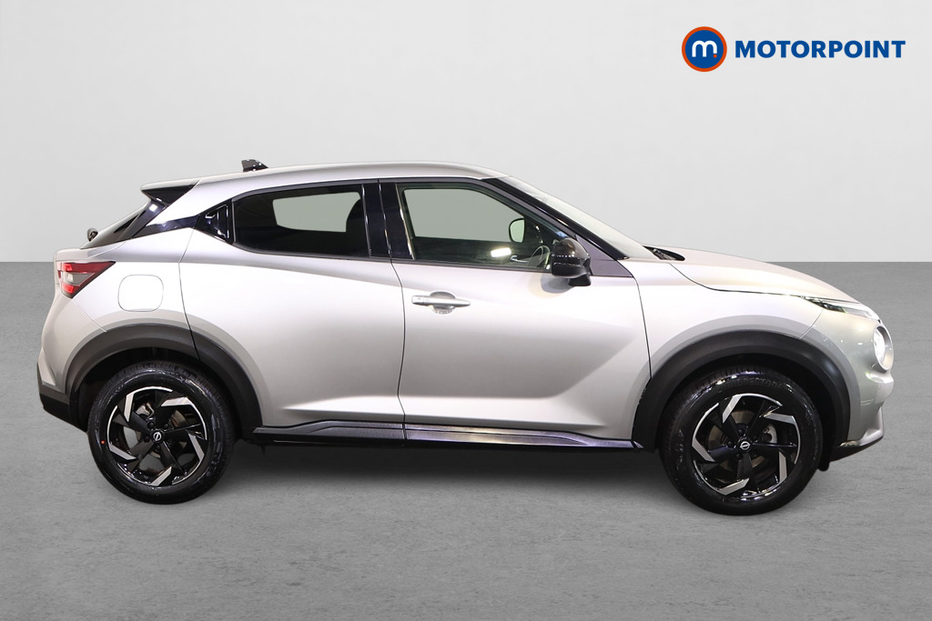 Nissan Juke N-Connecta Automatic Petrol SUV - Stock Number (1564998) - Drivers side