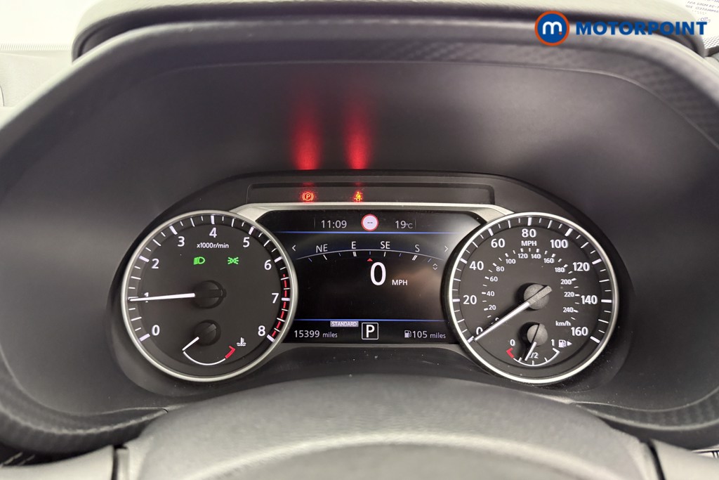 Nissan Juke N-Connecta Automatic Petrol SUV - Stock Number (1565005) - 5th supplementary image