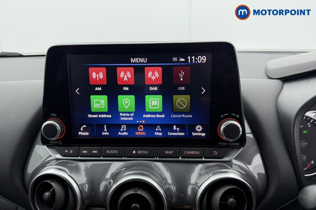 Nissan Juke N-Connecta Automatic Petrol SUV - Stock Number (1565005) - 10th supplementary image