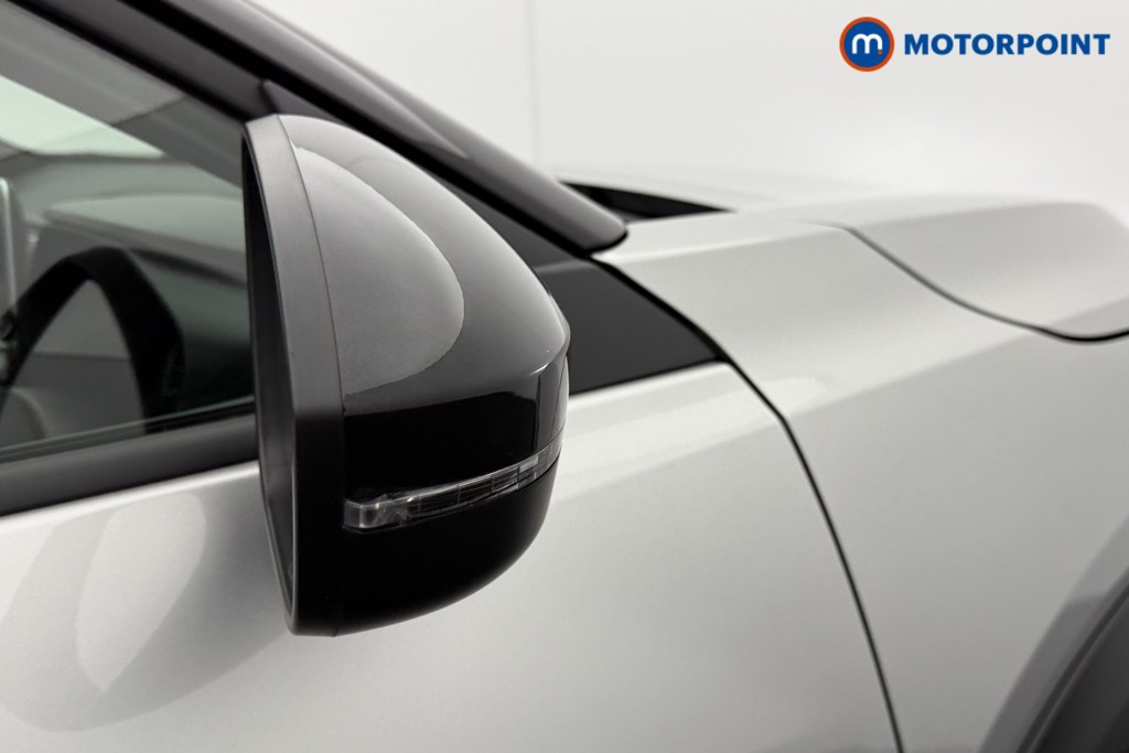 Nissan Juke N-Connecta Automatic Petrol SUV - Stock Number (1565005) - 19th supplementary image
