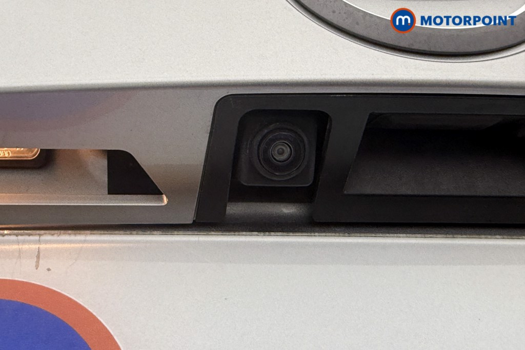 Nissan Juke N-Connecta Automatic Petrol SUV - Stock Number (1565005) - 21st supplementary image