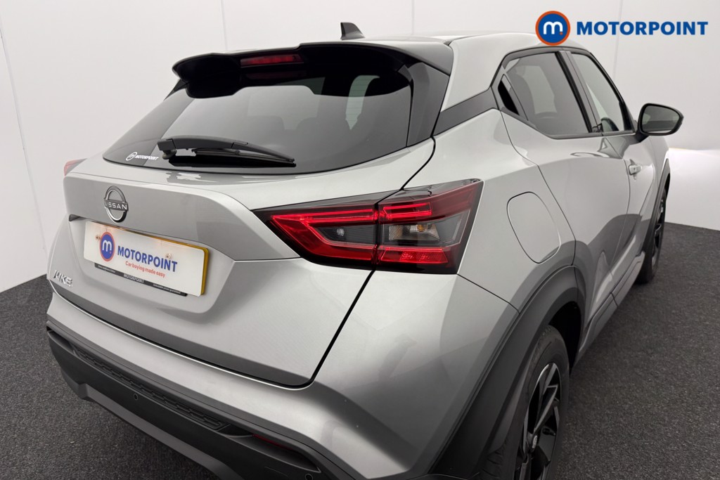 Nissan Juke N-Connecta Automatic Petrol SUV - Stock Number (1565005) - 27th supplementary image