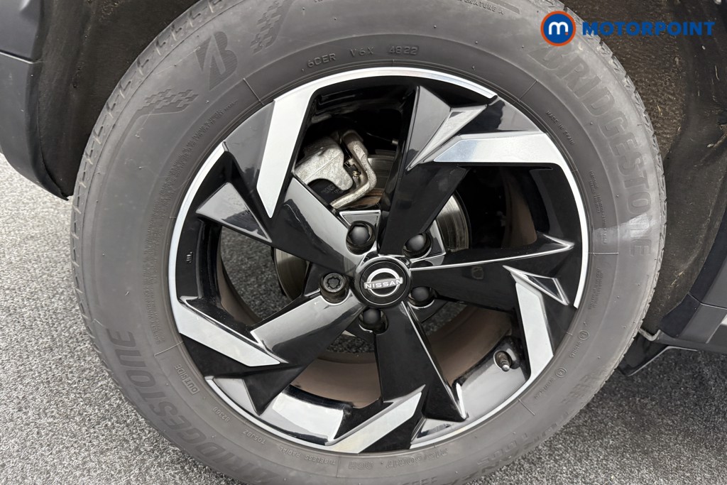 Nissan Juke N-Connecta Automatic Petrol SUV - Stock Number (1565005) - 32nd supplementary image