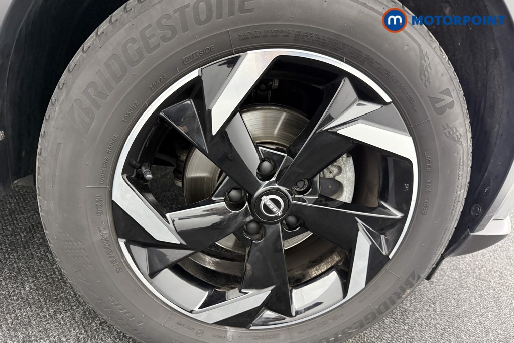Nissan Juke N-Connecta Automatic Petrol SUV - Stock Number (1565005) - 33rd supplementary image