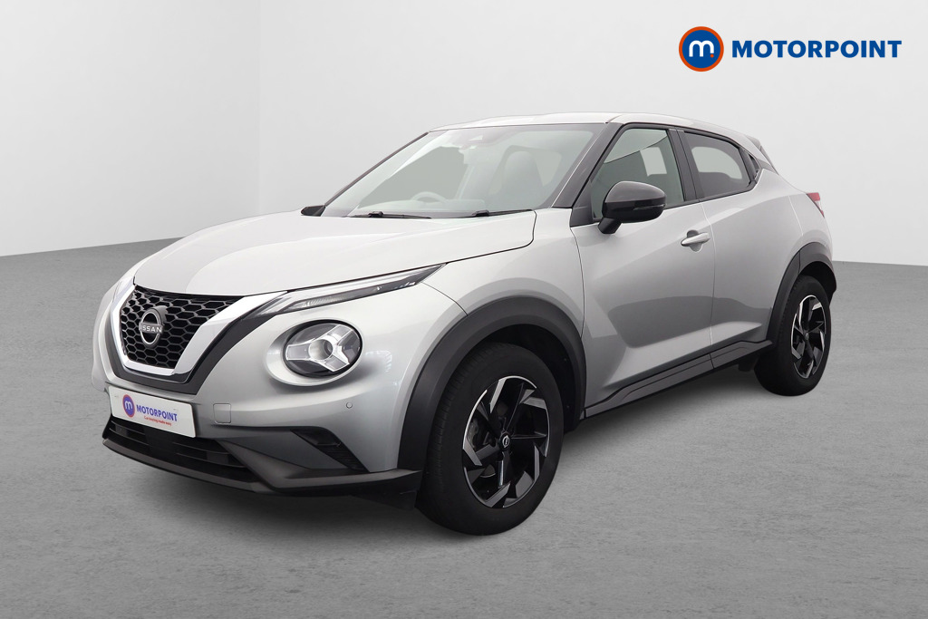 Nissan Juke N-Connecta Automatic Petrol SUV - Stock Number (1565005) - Passenger side front corner