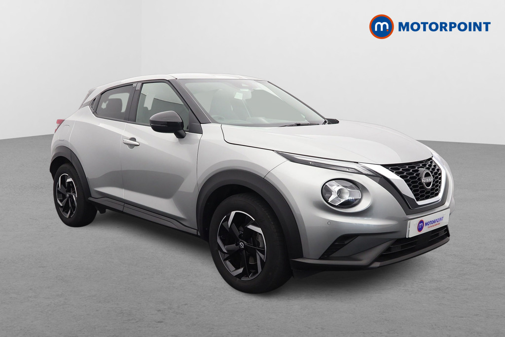 Nissan Juke N-Connecta Automatic Petrol SUV - Stock Number (1565005) - Drivers side front corner