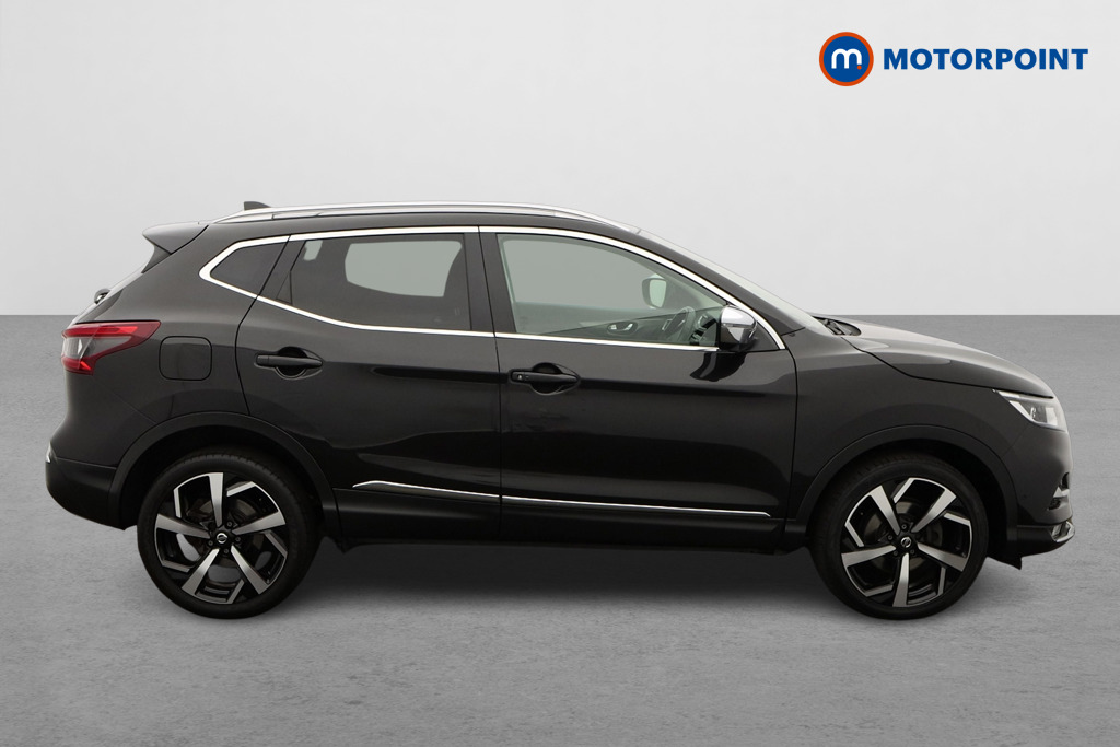 Nissan Qashqai Tekna Automatic Petrol SUV - Stock Number (1565013) - Drivers side