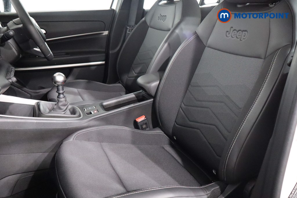 Jeep Avenger Altitude Manual Petrol SUV - Stock Number (1565115) - 4th supplementary image