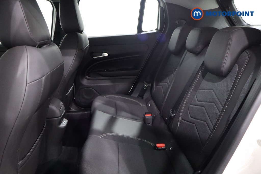 Jeep Avenger Altitude Manual Petrol SUV - Stock Number (1565115) - 5th supplementary image