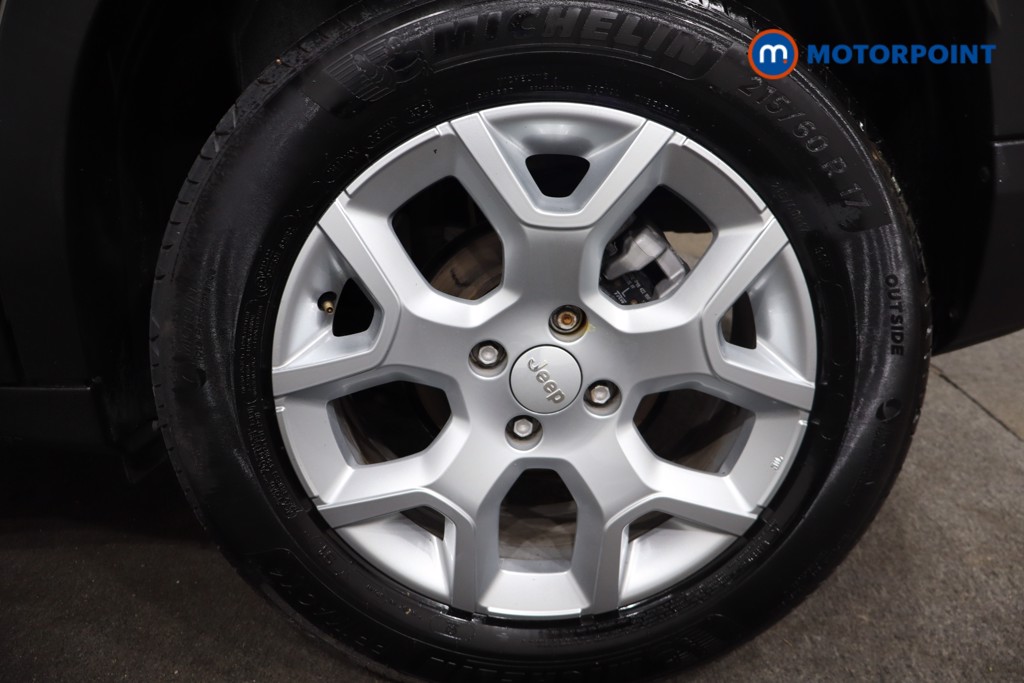 Jeep Avenger Altitude Manual Petrol SUV - Stock Number (1565115) - 12th supplementary image