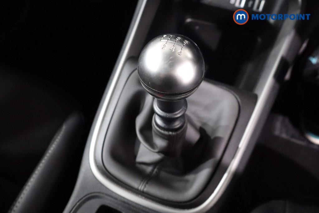 Jeep Avenger Altitude Manual Petrol SUV - Stock Number (1565115) - 14th supplementary image