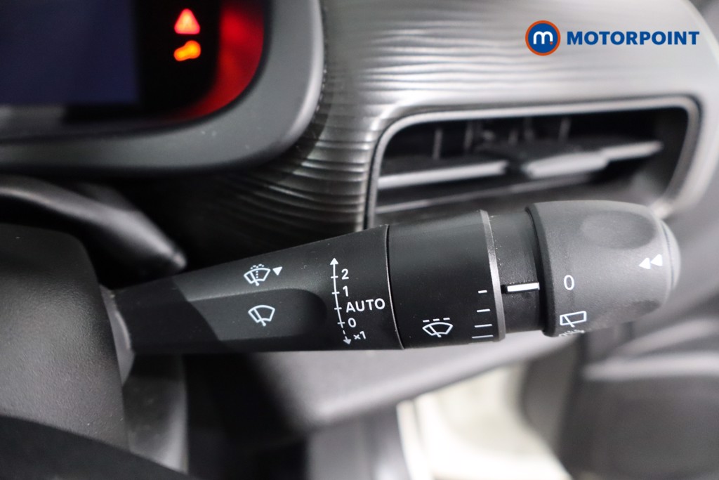 Jeep Avenger Altitude Manual Petrol SUV - Stock Number (1565115) - 19th supplementary image