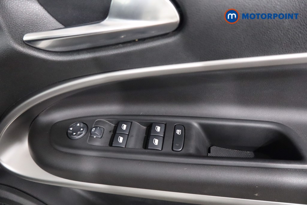 Jeep Avenger Altitude Manual Petrol SUV - Stock Number (1565115) - 23rd supplementary image