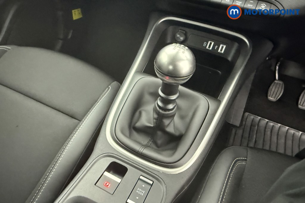 Jeep Avenger Altitude Manual Petrol SUV - Stock Number (1565126) - 10th supplementary image