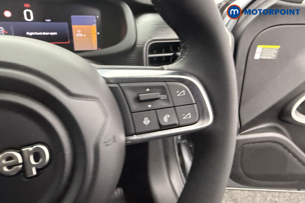 Jeep Avenger Altitude Manual Petrol SUV - Stock Number (1565126) - 12th supplementary image