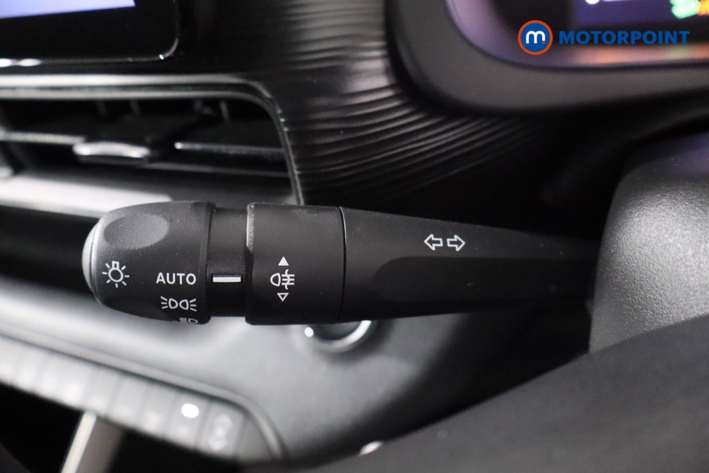 Jeep Avenger Altitude Manual Petrol SUV - Stock Number (1565127) - 19th supplementary image