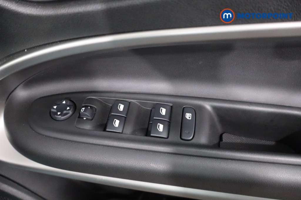Jeep Avenger Altitude Manual Petrol SUV - Stock Number (1565127) - 22nd supplementary image