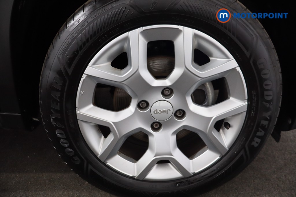 Jeep Avenger Altitude Manual Petrol SUV - Stock Number (1565141) - 10th supplementary image