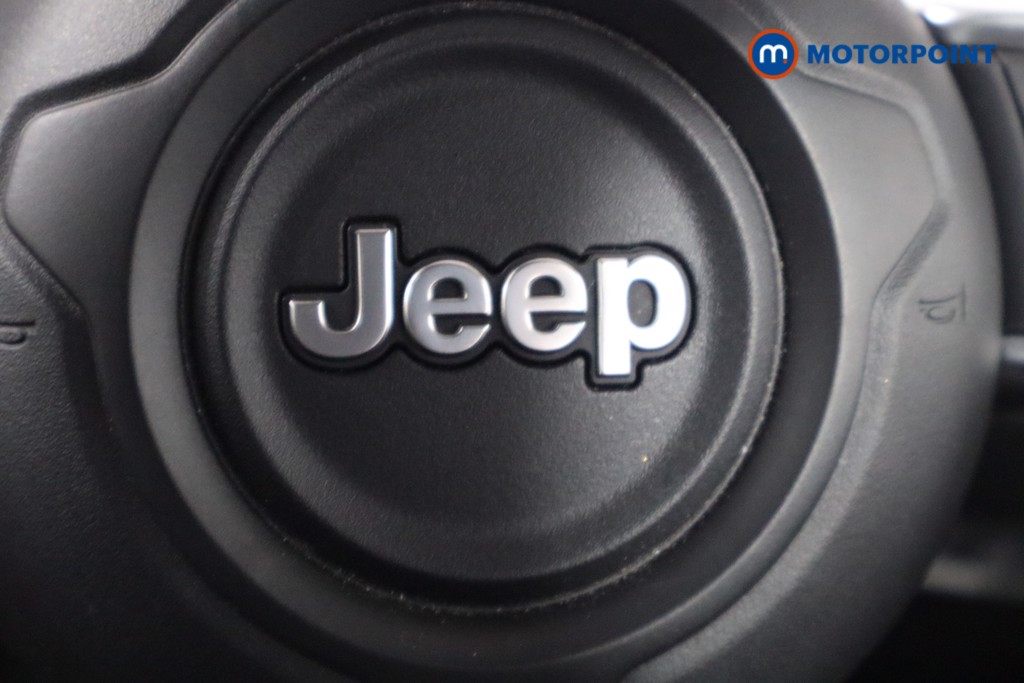 Jeep Avenger Altitude Manual Petrol SUV - Stock Number (1565141) - 17th supplementary image