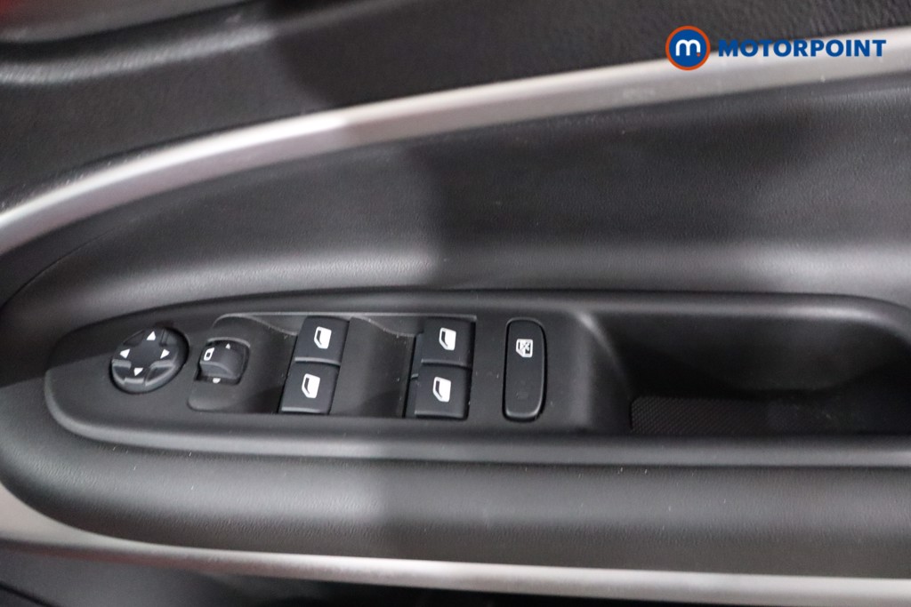Jeep Avenger Altitude Manual Petrol SUV - Stock Number (1565141) - 23rd supplementary image