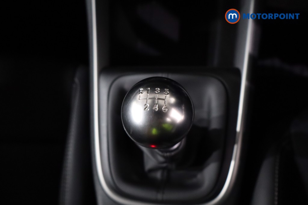 Jeep Avenger Altitude Manual Petrol SUV - Stock Number (1565148) - 19th supplementary image