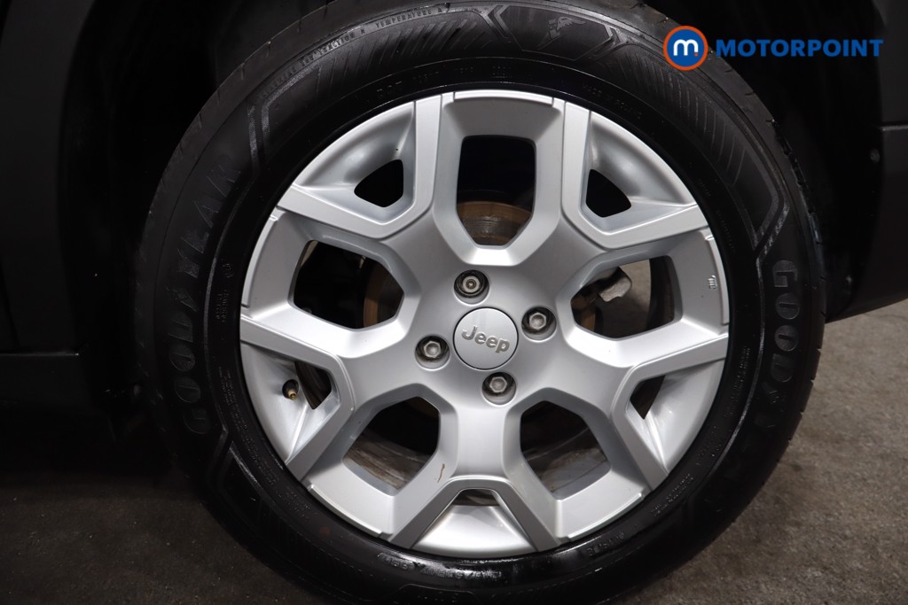 Jeep Avenger Altitude Manual Petrol SUV - Stock Number (1565163) - 12th supplementary image