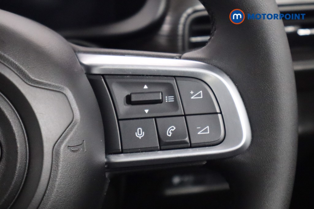 Jeep Avenger Altitude Manual Petrol SUV - Stock Number (1565175) - 8th supplementary image