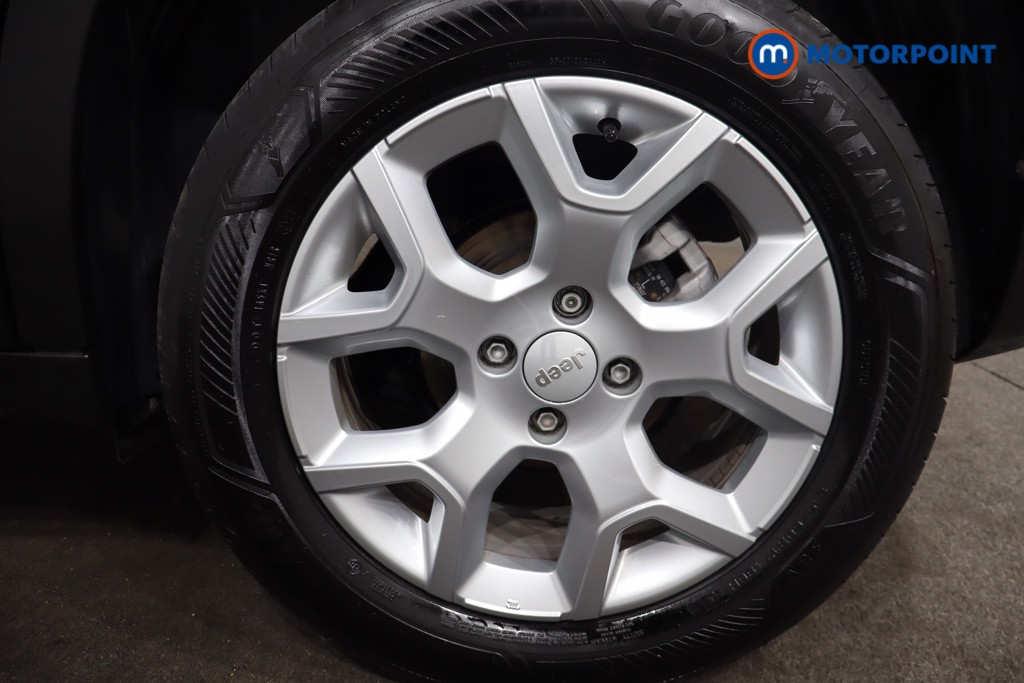 Jeep Avenger Altitude Manual Petrol SUV - Stock Number (1565175) - 12th supplementary image