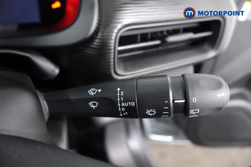 Jeep Avenger Altitude Manual Petrol SUV - Stock Number (1565175) - 16th supplementary image
