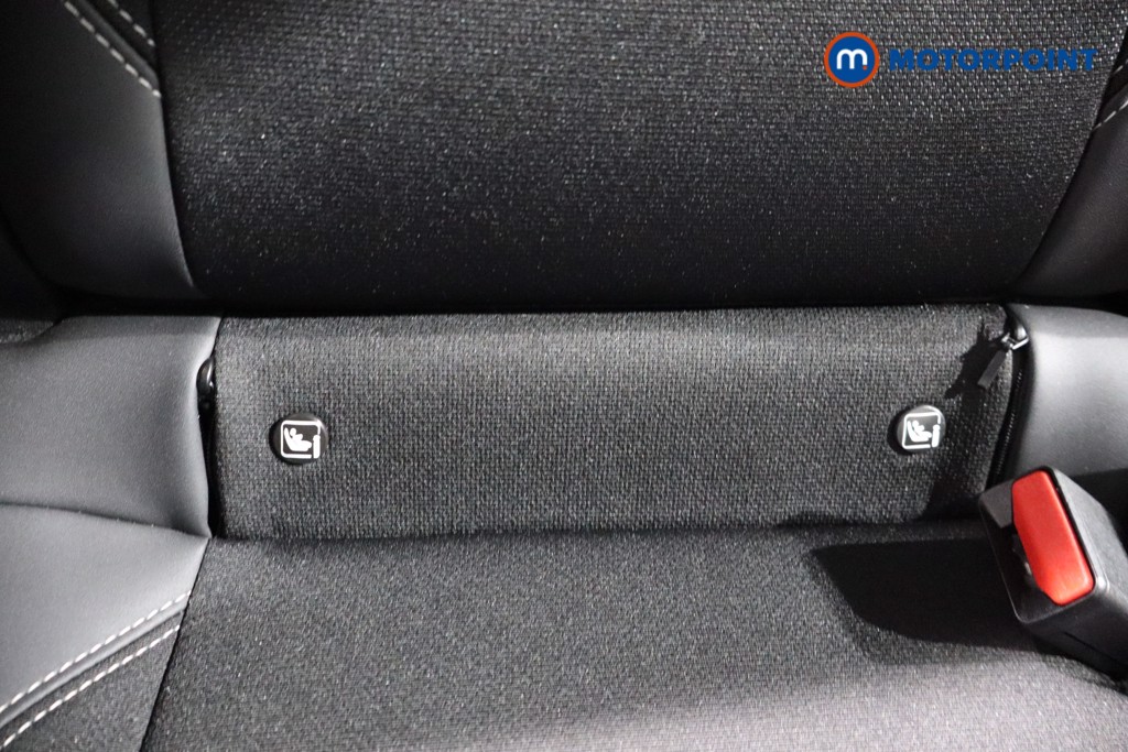 Jeep Avenger Altitude Manual Petrol SUV - Stock Number (1565175) - 24th supplementary image
