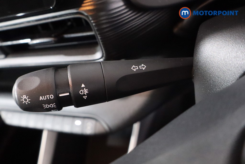 Jeep Avenger Altitude Manual Petrol SUV - Stock Number (1565188) - 19th supplementary image