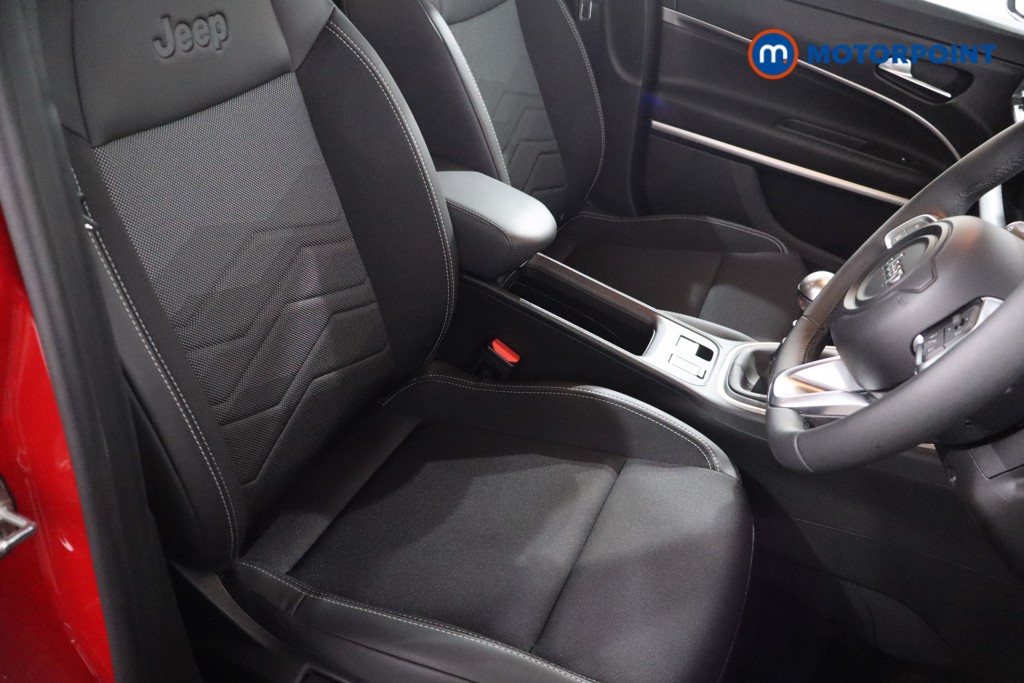 Jeep Avenger Altitude Manual Petrol SUV - Stock Number (1565188) - 23rd supplementary image