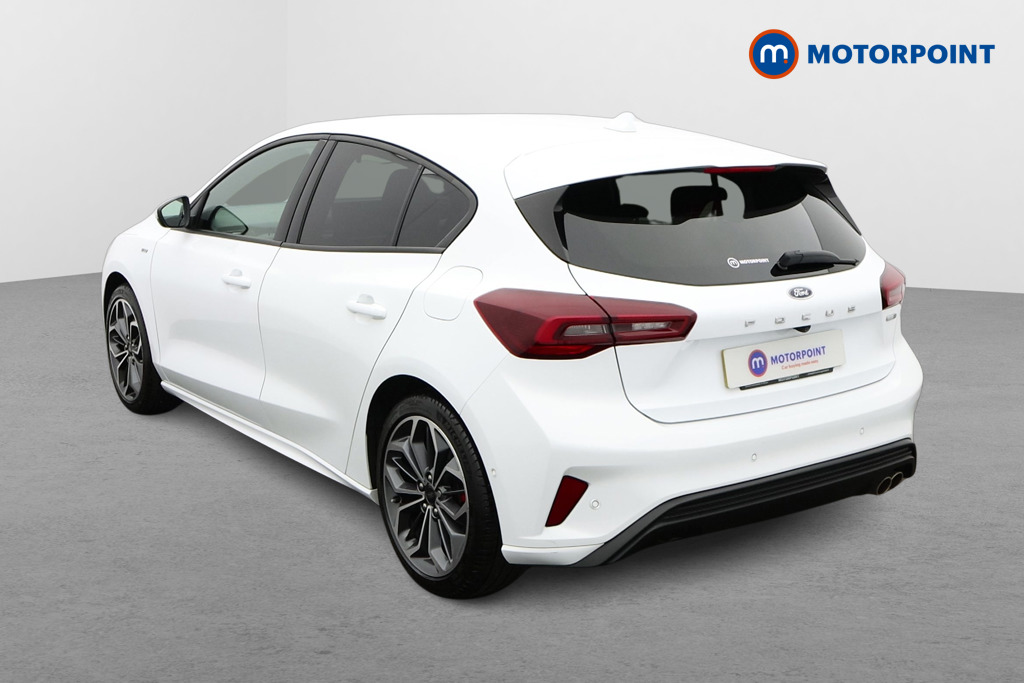 Ford Focus St-Line Vignale Manual Petrol-Electric Hybrid Hatchback - Stock Number (1565657) - Passenger side rear corner