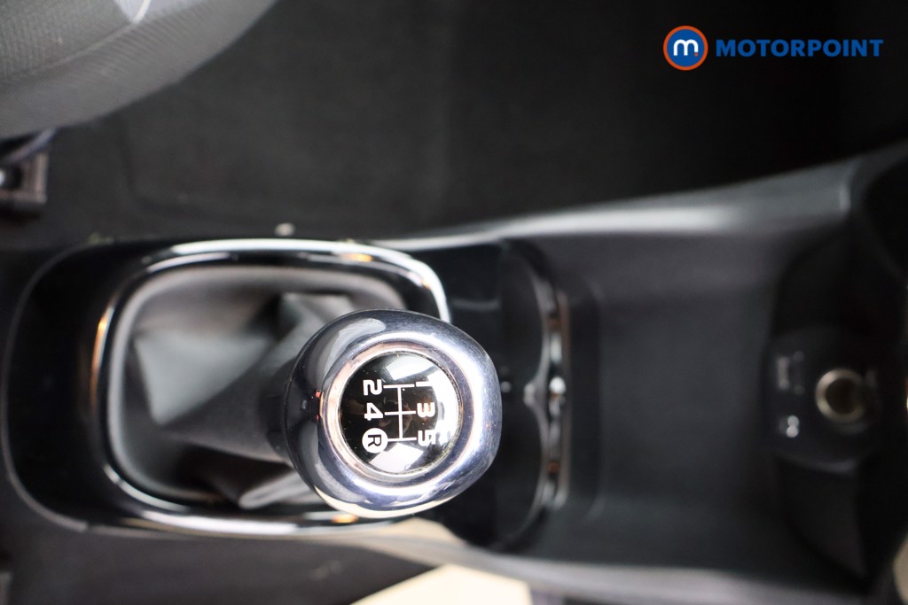 Peugeot 108 Allure Manual Petrol Hatchback - Stock Number (1565716) - 6th supplementary image