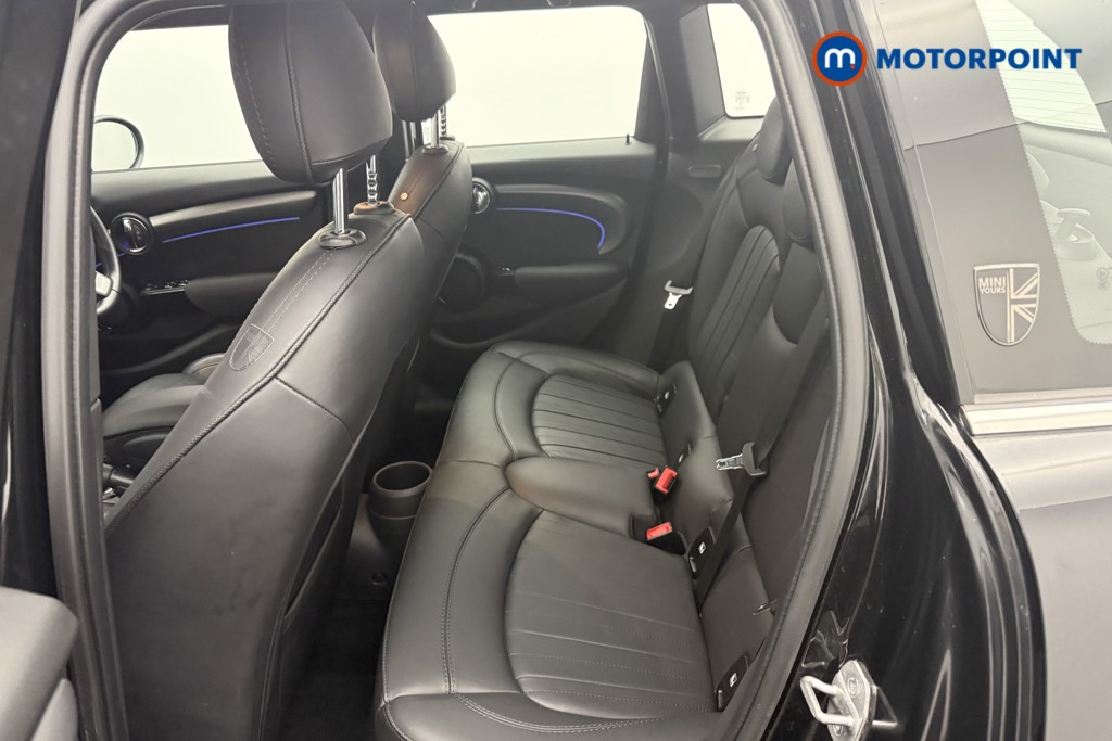 Mini Hatchback Cooper S Exclusive Automatic Petrol Hatchback - Stock Number (1565771) - 2nd supplementary image
