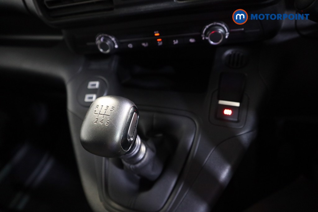 Peugeot Partner Professional Manual Diesel Panel Van - Stock Number (1565834) - 9th supplementary image