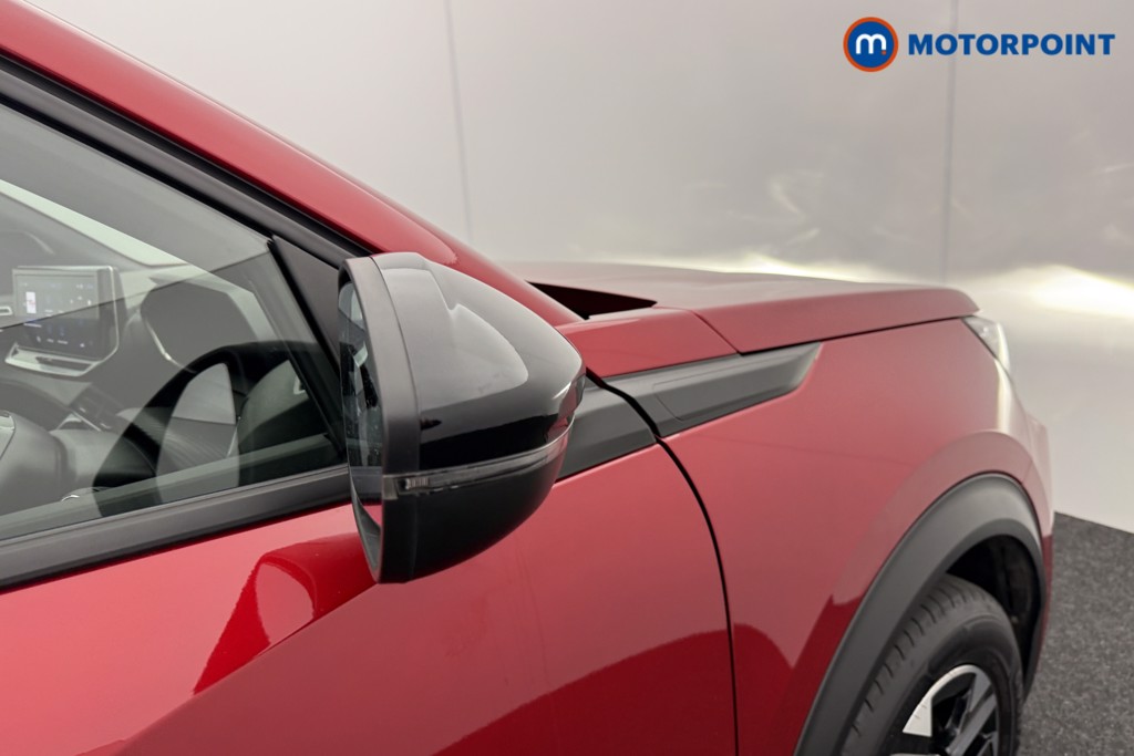 Peugeot 2008 Allure Manual Petrol SUV - Stock Number (1565932) - 15th supplementary image