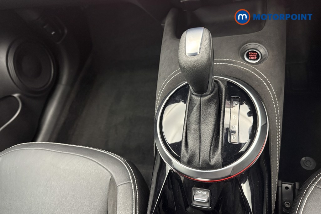 Nissan Juke Tekna-Plus Automatic Petrol SUV - Stock Number (1565966) - 11th supplementary image