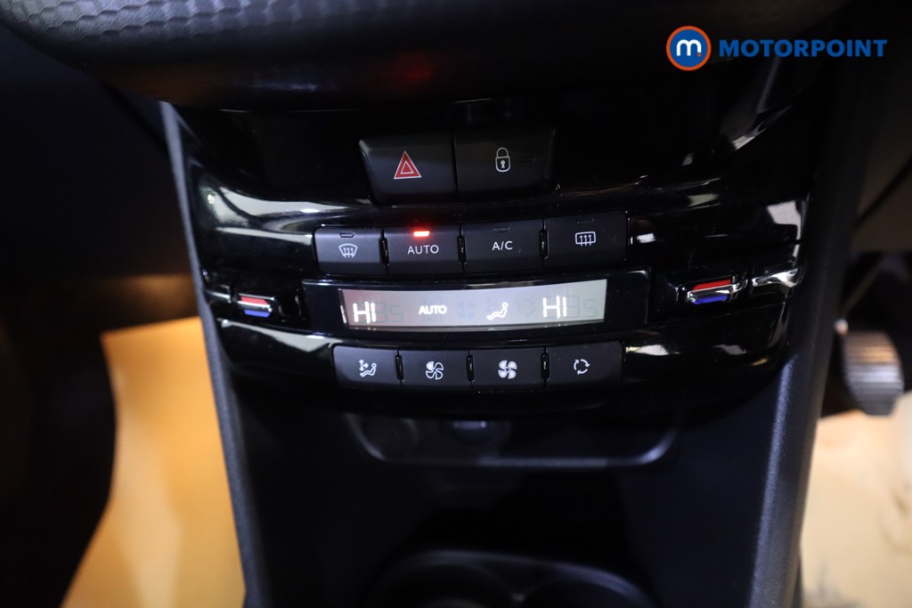 Peugeot 208 Tech Edition Manual Petrol Hatchback - Stock Number (1566199) - 5th supplementary image