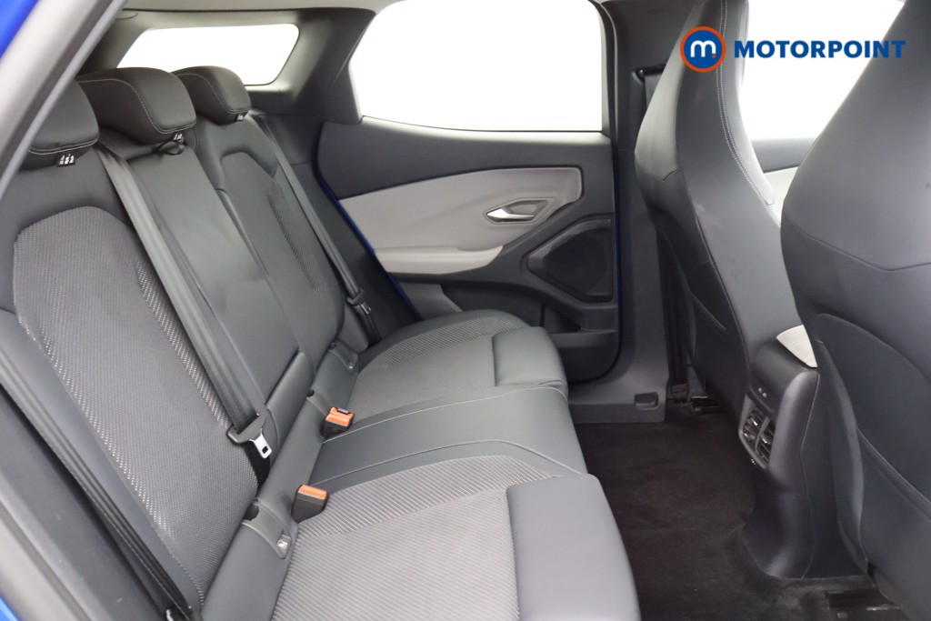 Ford Explorer Select Automatic Electric SUV - Stock Number (1566238) - 13th supplementary image