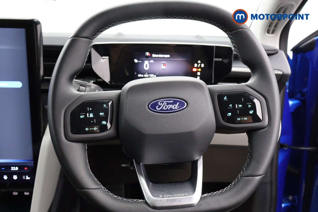Ford Explorer Select Automatic Electric SUV - Stock Number (1566238) - 1st supplementary image