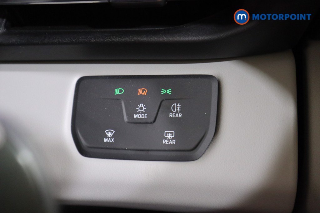 Ford Explorer Select Automatic Electric SUV - Stock Number (1566239) - 8th supplementary image