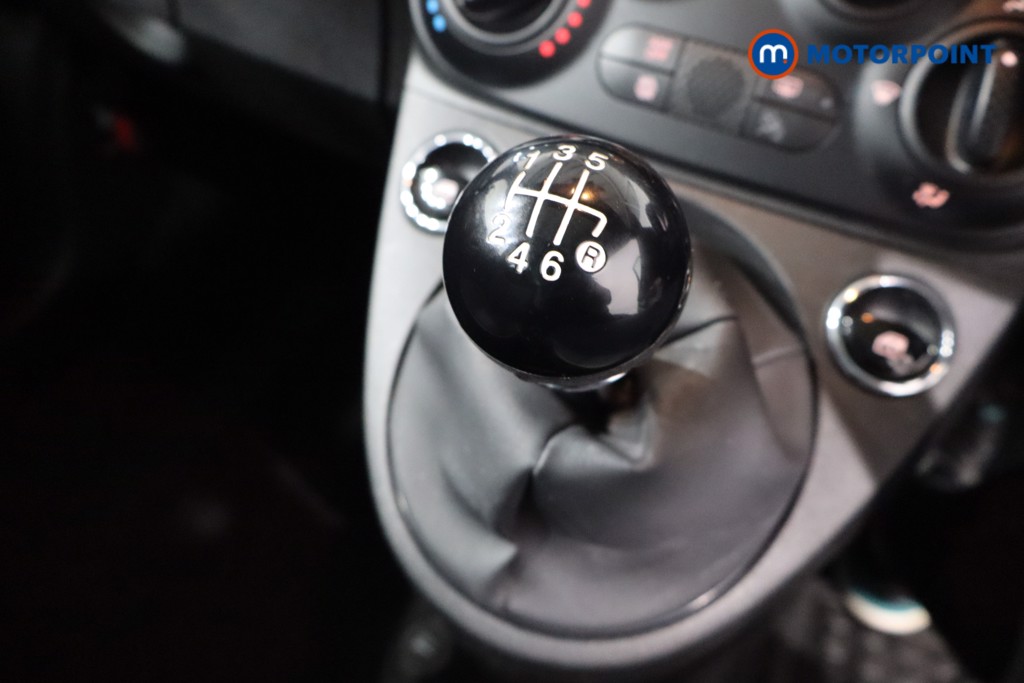 Fiat 500 Lounge Manual Petrol-Electric Hybrid Hatchback - Stock Number (1566424) - 12th supplementary image