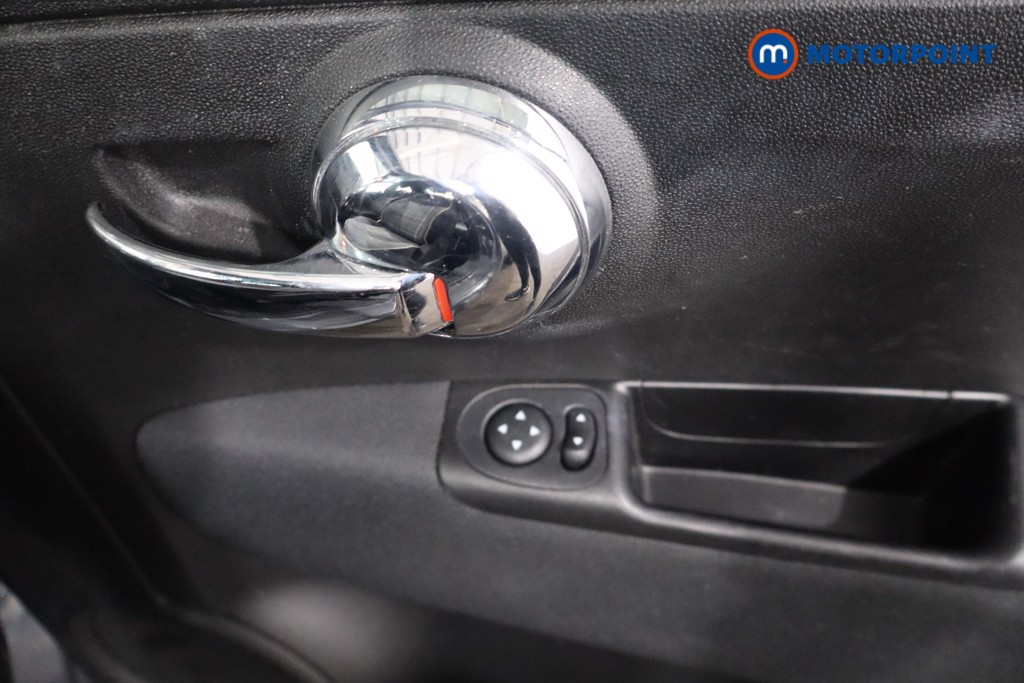 Fiat 500 Lounge Manual Petrol-Electric Hybrid Hatchback - Stock Number (1566424) - 19th supplementary image