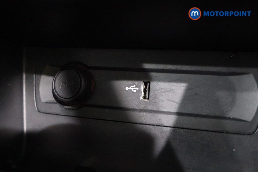 Mg Motor Uk MG3 Exclusive Manual Petrol Hatchback - Stock Number (1566429) - 16th supplementary image