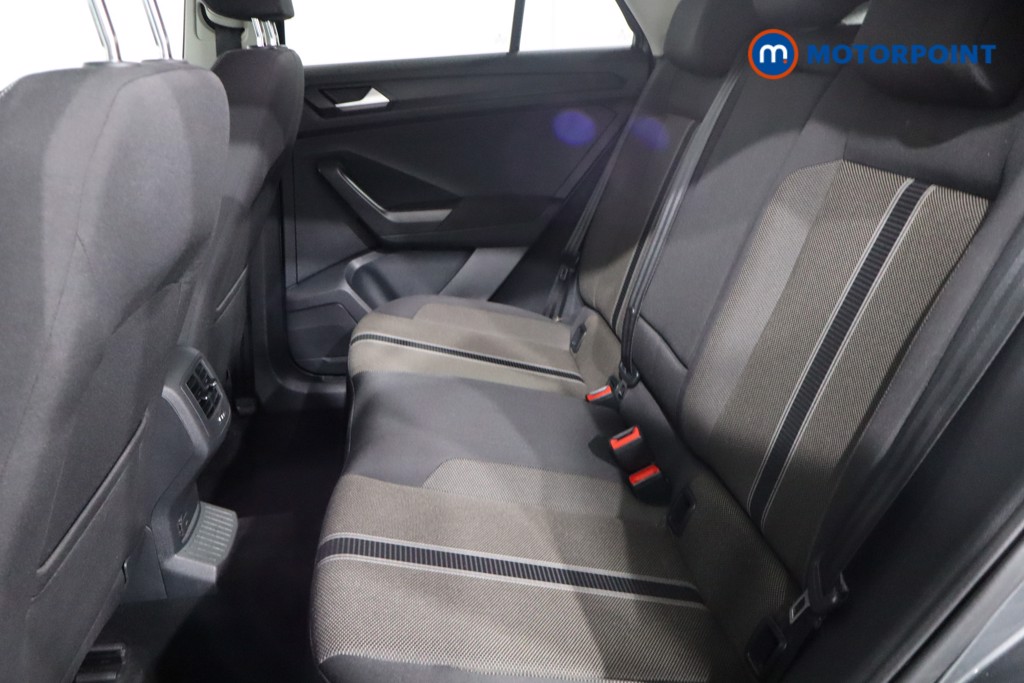 Volkswagen T-Roc Design Manual Diesel SUV - Stock Number (1566512) - 5th supplementary image