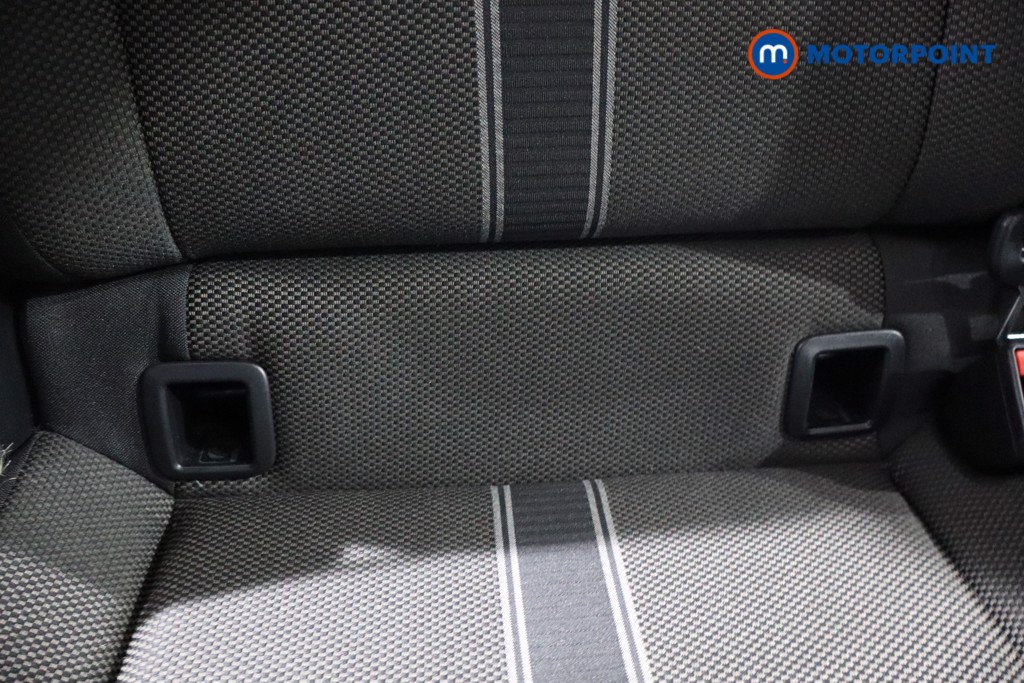 Volkswagen T-Roc Design Manual Diesel SUV - Stock Number (1566512) - 24th supplementary image