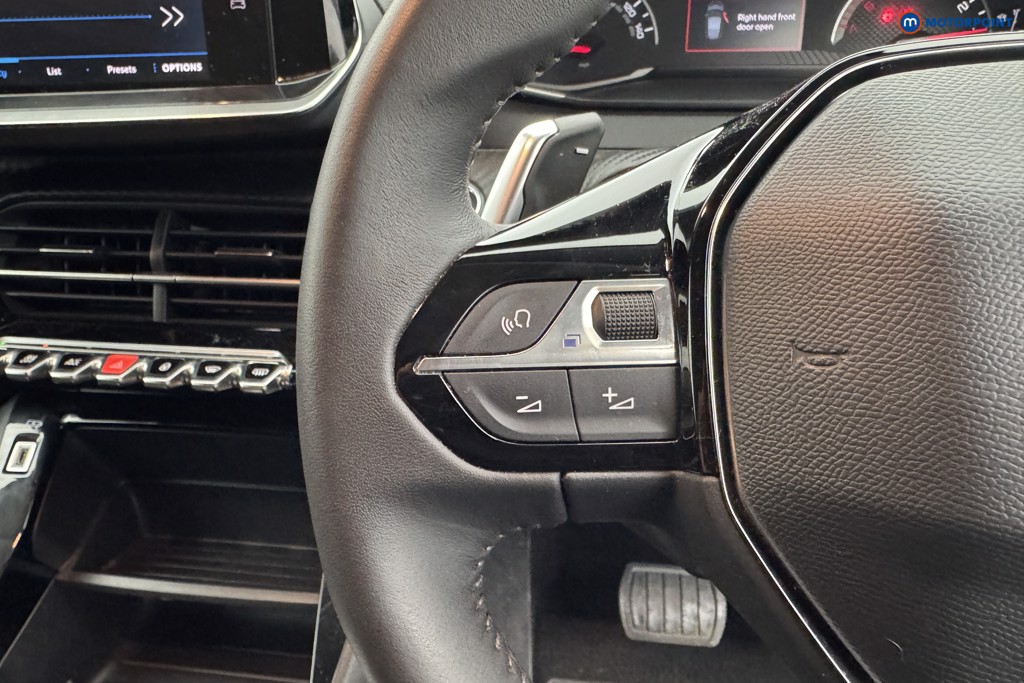 Peugeot 208 Active Premium -Plus Automatic Petrol Hatchback - Stock Number (1566559) - 12th supplementary image